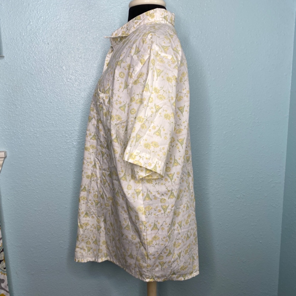 Basic Editions Plus Size Floral Blouse - image 2